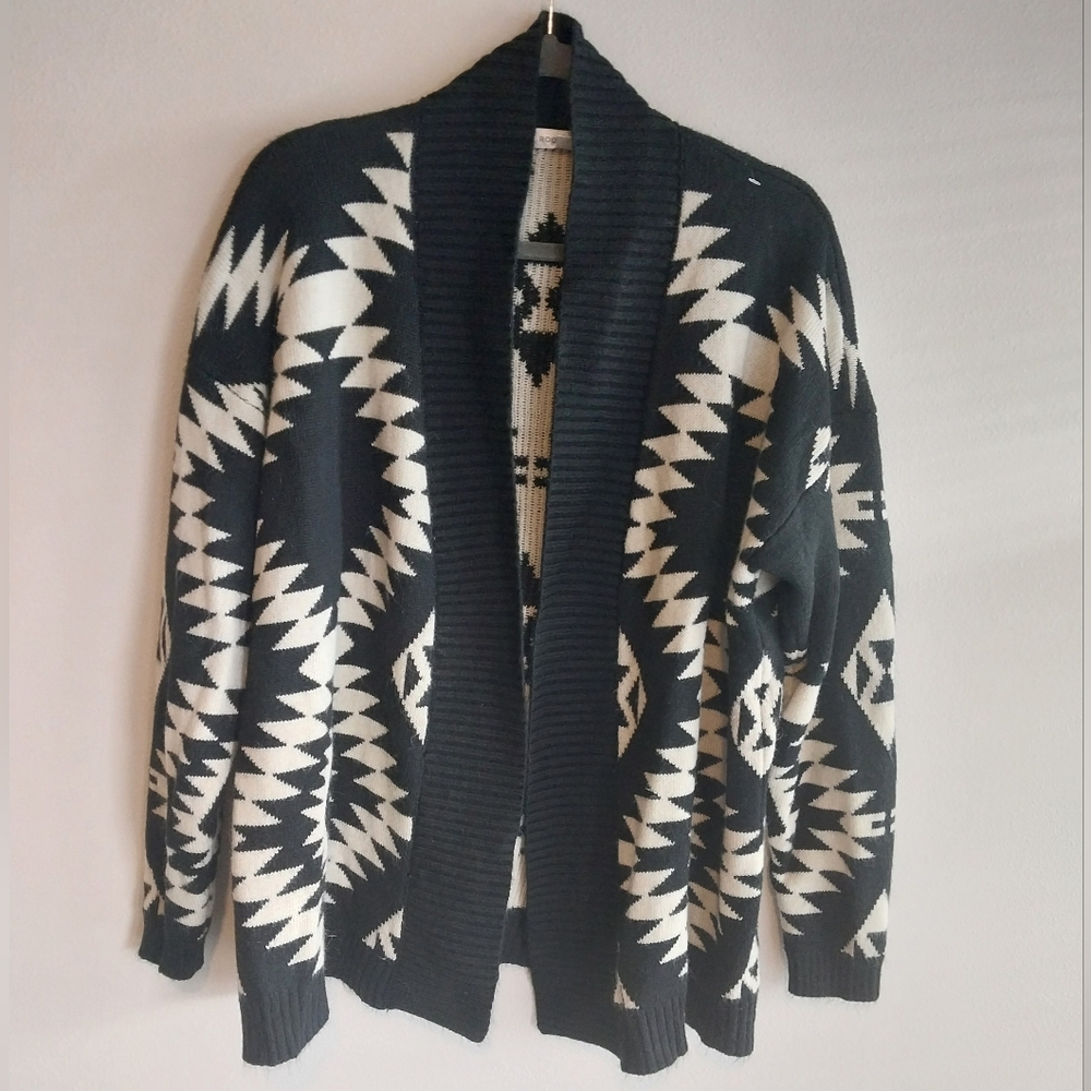 Roommates Black & White Aztec Print Open Front Shawl Collar Cardigan